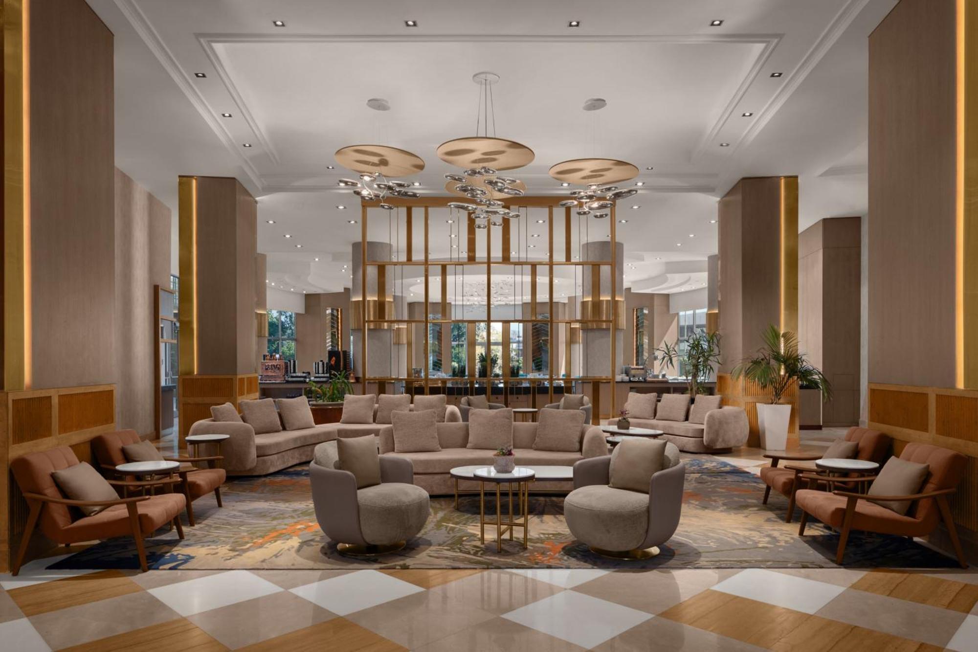 Delta Hotels By Marriott Istanbul West Exterior foto
